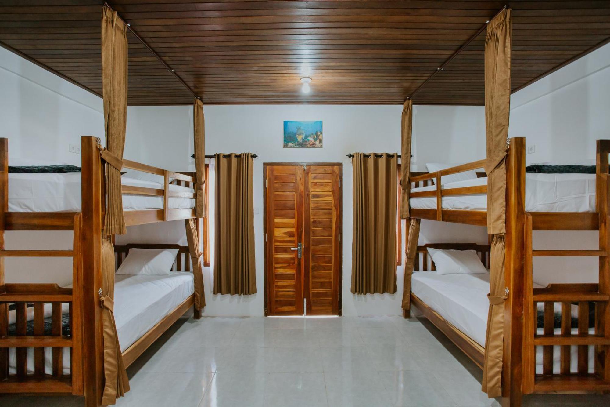Garuda Hostel & Accomodation Nusa Penida Toyapakeh Bagian luar foto