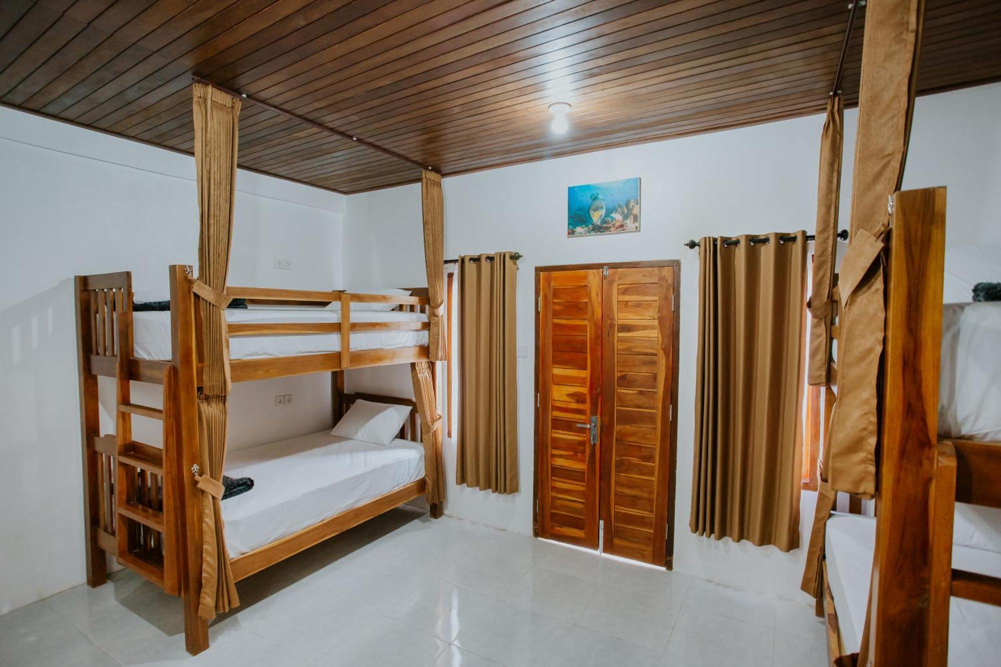 Garuda Hostel & Accomodation Nusa Penida Toyapakeh Bagian luar foto